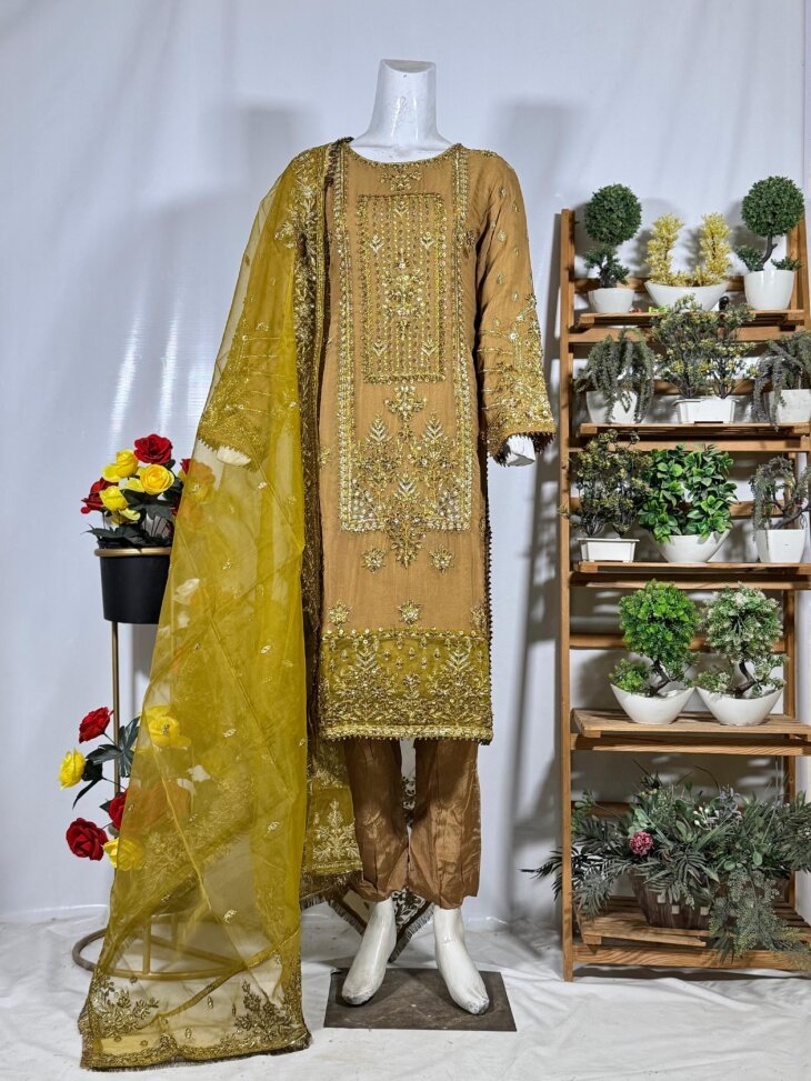 3 Piece Luxury Embroidered Suit - Image 2