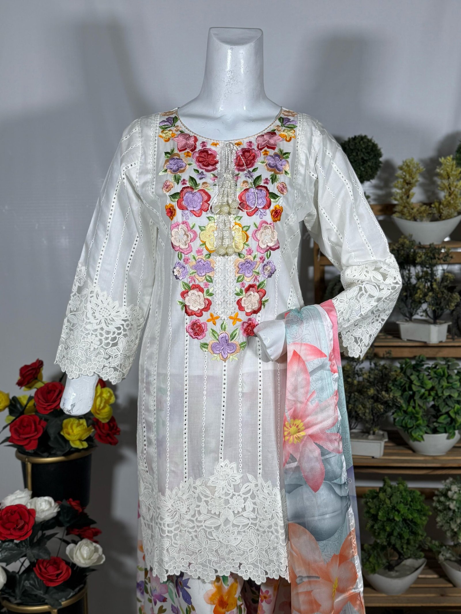 Blooming Grace 3-Piece Suit - Image 2