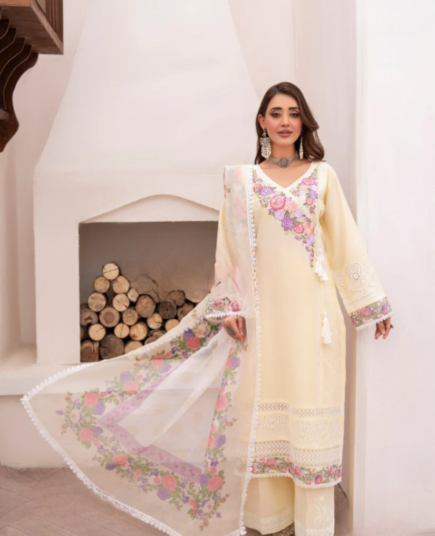 Soft Yellow & Floral Lace 3-Piece